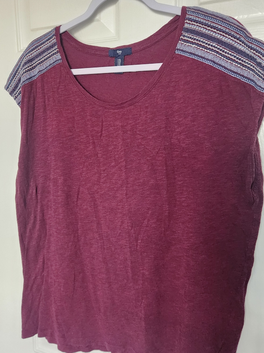 GAP Women's Sleeveless Scoop Neck Tank - Burgundy with Blue Stripe Shoulders